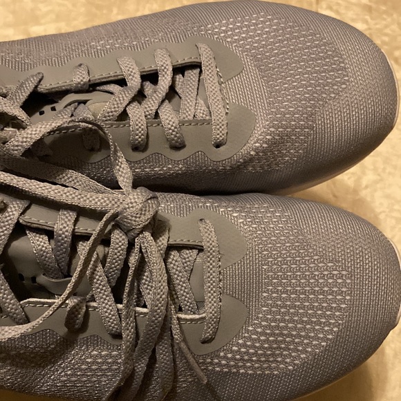 Hylete Circuit II Training Sneakers - Picture 4 of 5